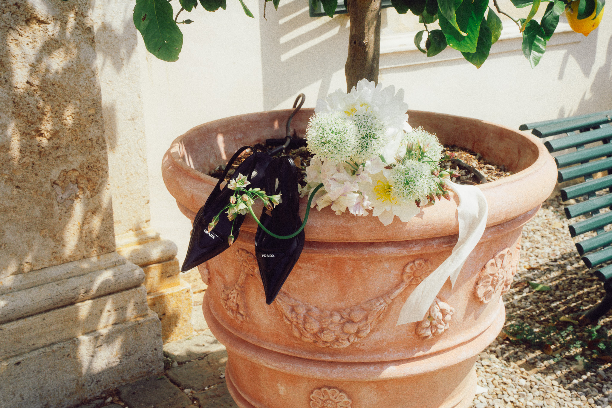 Terracotta wedding details at Villa di Geggiano in Tuscany