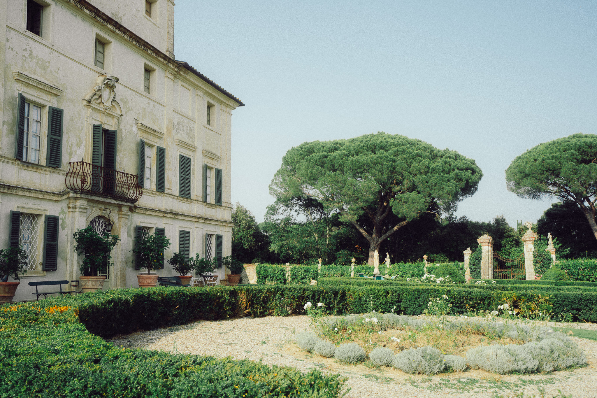 destination wedding planning at Villa di Geggiano in Tuscany