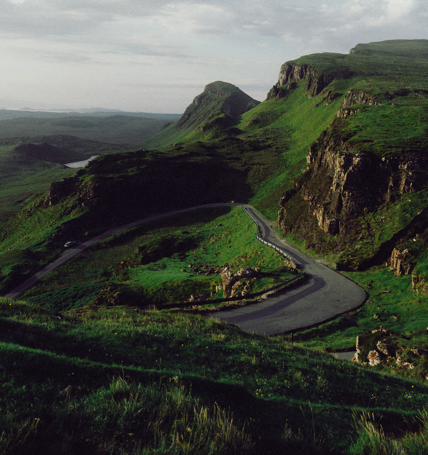 Isle of Skye dramatic landscape with winding road and green cliffs – cinematic Scotland elopement location